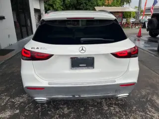Mercedes-Benz GLA de 2021