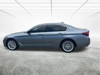 BMW Serie 5 2021 AWD 530i xDrive Sedan 4p