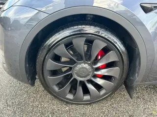 Tesla Model Y 2021 AWD Performance 4 puertas Crossover