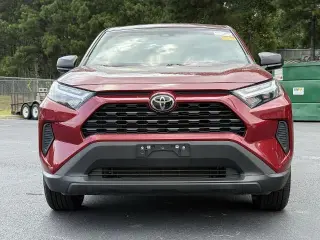 \nToyota RAV4 2024 LE 4dr SUV\n