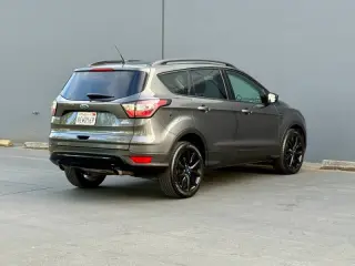 Ford Escape 2018
