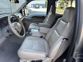 2002 Ford Excursion