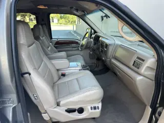 2002 Ford Excursion