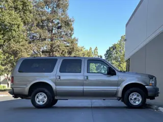 2002 Ford Excursion