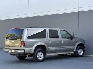 2002 Ford Excursion