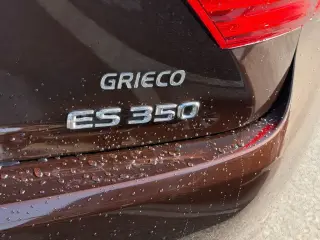 Lexus ES 350 de 2018 con 4 puertas de sedán
