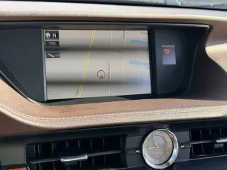 Lexus ES 350 de 2018 con 4 puertas de sedán