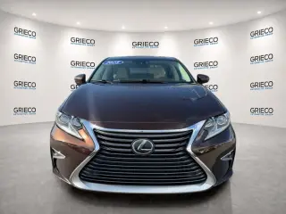 Lexus ES 350 de 2018 con 4 puertas de sedán
