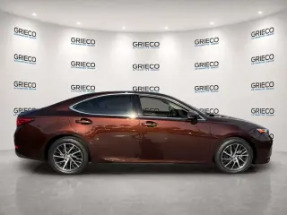 Lexus ES 350 de 2018 con 4 puertas de sedán