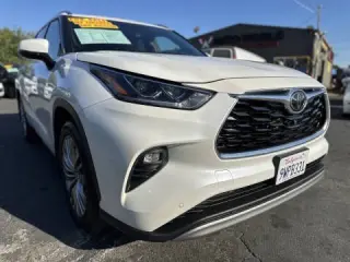 Toyota Highlander 2021