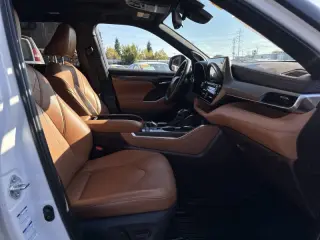 Toyota Highlander 2021