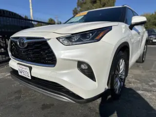 Toyota Highlander 2021