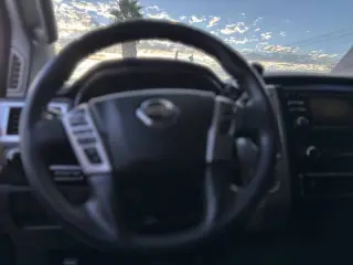 Nissan Titan 2018