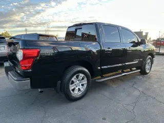 Nissan Titan 2018
