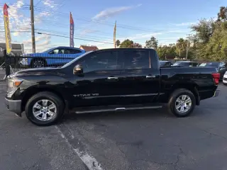 Nissan Titan 2018