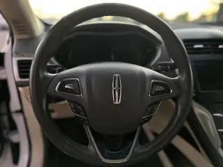 Lincoln MKZ 2013