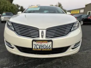 Lincoln MKZ 2013