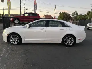 Lincoln MKZ 2013