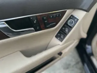 Mercedes-Benz Clase C 2011