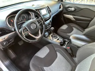 Jeep Cherokee 2018