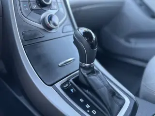 Hyundai Elantra 2015