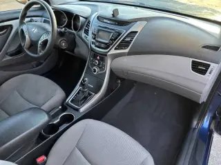 Hyundai Elantra 2015