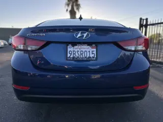 Hyundai Elantra 2015