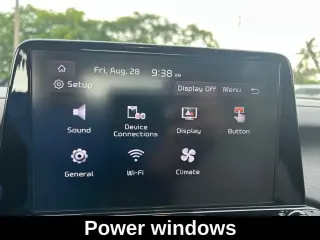 Forte Kia 2023 LX sedán 4 puertas