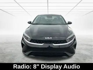 Forte Kia 2023 LX sedán 4 puertas