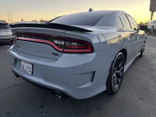 Charger Dodge 2020