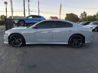 Charger Dodge 2020