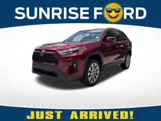 Toyota RAV4 2023 XLE Premium 4dr SUV