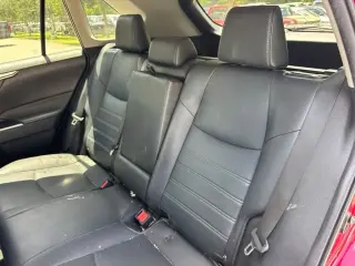 Toyota RAV4 2023 XLE Premium 4dr SUV