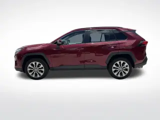 Toyota RAV4 2023 XLE Premium 4dr SUV