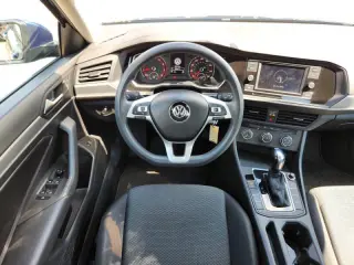 Volkswagen Jetta 2019