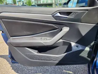 Volkswagen Jetta 2019
