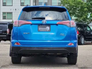 Toyota RAV4 Hybrid 2016