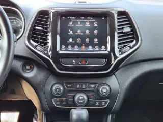Jeep Cherokee 2020
