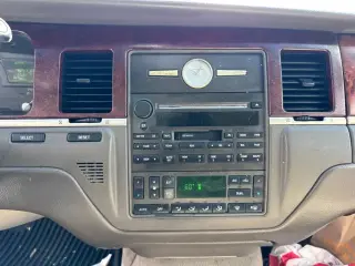 Lincoln Town Car 2004 Signature 4dr Sedán