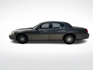 Lincoln Town Car 2004 Signature 4dr Sedán