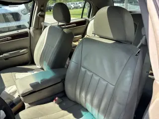 Lincoln Town Car 2004 Signature 4dr Sedán