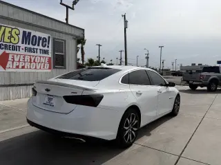 Chevrolet Malibu 2021