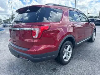 Ford Explorer 2018 XLT 4 SUV