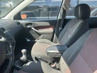 Ford Focus 2006 ZX4 ST 4dr Sedán