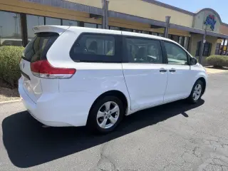 Toyota Sienna 2014