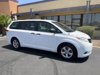 Toyota Sienna 2014