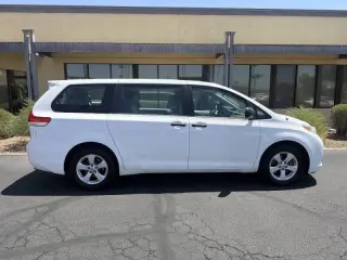 Toyota Sienna 2014