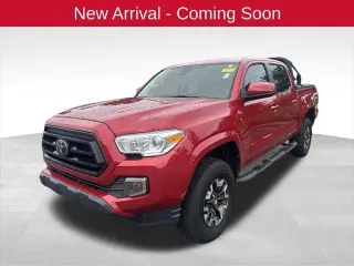 Toyota Tacoma 2022 4x2 SR 4puertas Doble Cabina 5.0 ft SB