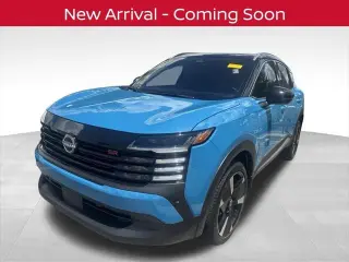 Nissan Kicks 2025 SR 4dr Crossover