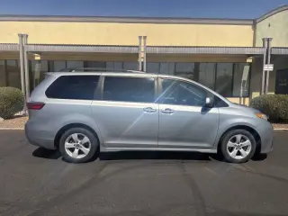 Toyota Sienna 2018
